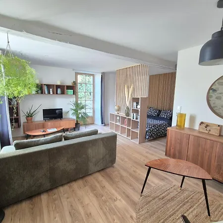 La Maison De Pierre, à 20 Min Du Puy Du Fou Maison d'hôtes
