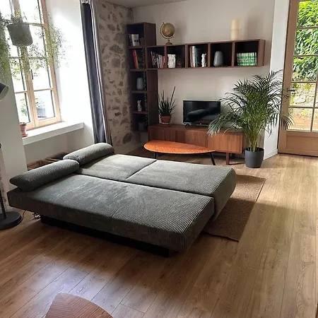 La Maison De Pierre, à 20 Min Du Puy Du Fou Maison d'hôtes